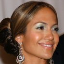 What car does actress Jennifer Lopez drive?